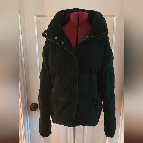 Zara Medium Emerald Green Velvet Puffer Jacket - Picture 9 of 11